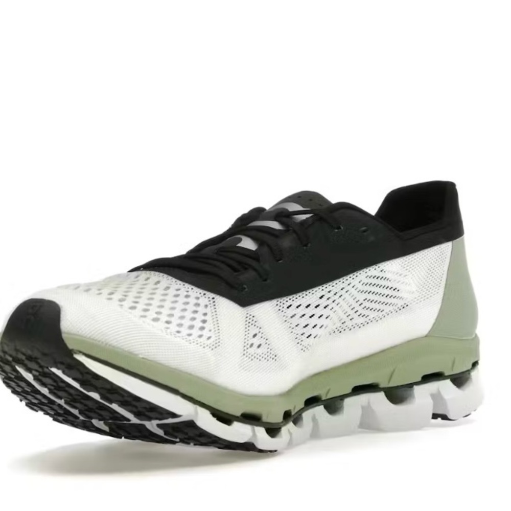 On Running - image 2